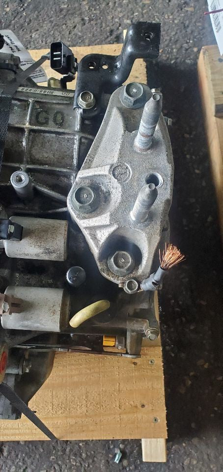 Automatic Transmission 1.8L Fits 06-11 CIVIC 1130152