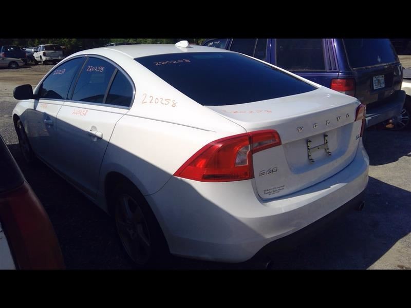 Audio Equipment Radio S60 Control Panel Fits 11-13 VOLVO 60 SERIES 664646