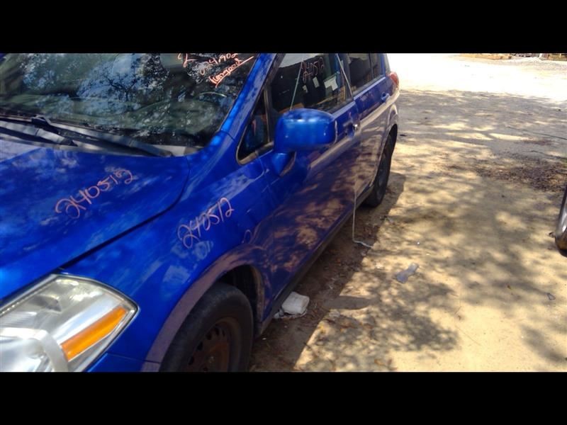 Driver Left Front Spindle/Knuckle Fits 09-14 CUBE 1067910